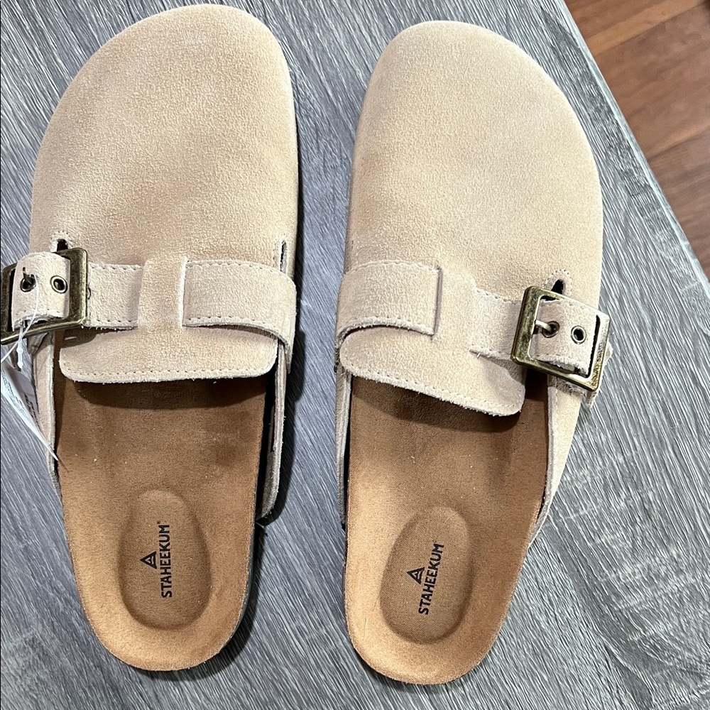 Women's Tan Suede Slip-On Shoes